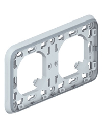 Рамка с суппортом для встроенного монтажа Plexo Legrand 069683 в Ставрополе Аксессуары для кабель-канала Pintop.ru