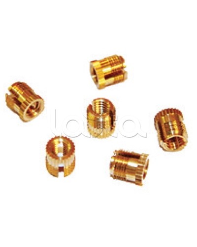 Втулка забивная с внутренней резьбой M6 (10 шт/уп) DKC 501007 в Ставрополе Крепеж: Дюбели, шурупы, саморезы Pintop.ru