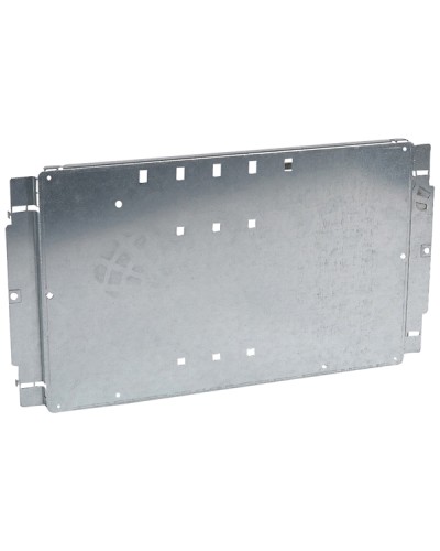 Пластина Legrand 020207 в Ставрополе Щиты электрические Pintop.ru